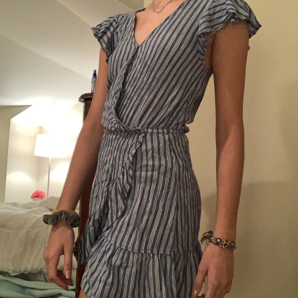 AMERICAN EAGLE BLUE AND WHITE STRIPE DRESS
